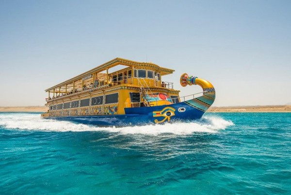 Nefertari Submarine